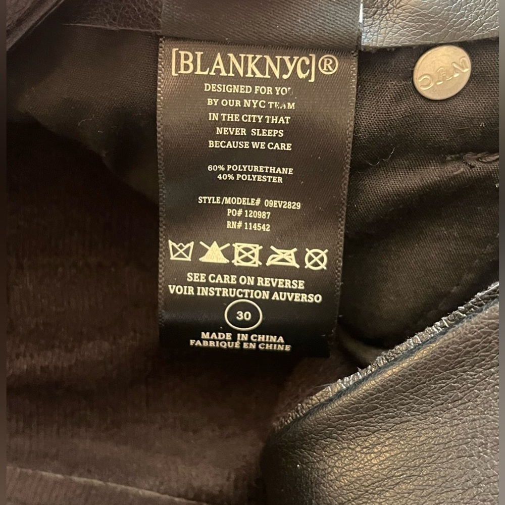 Blank NYC Black Faux Leather The Franklin Ribcage Wide-Leg Pants Size 30 - Picture 12 of 16